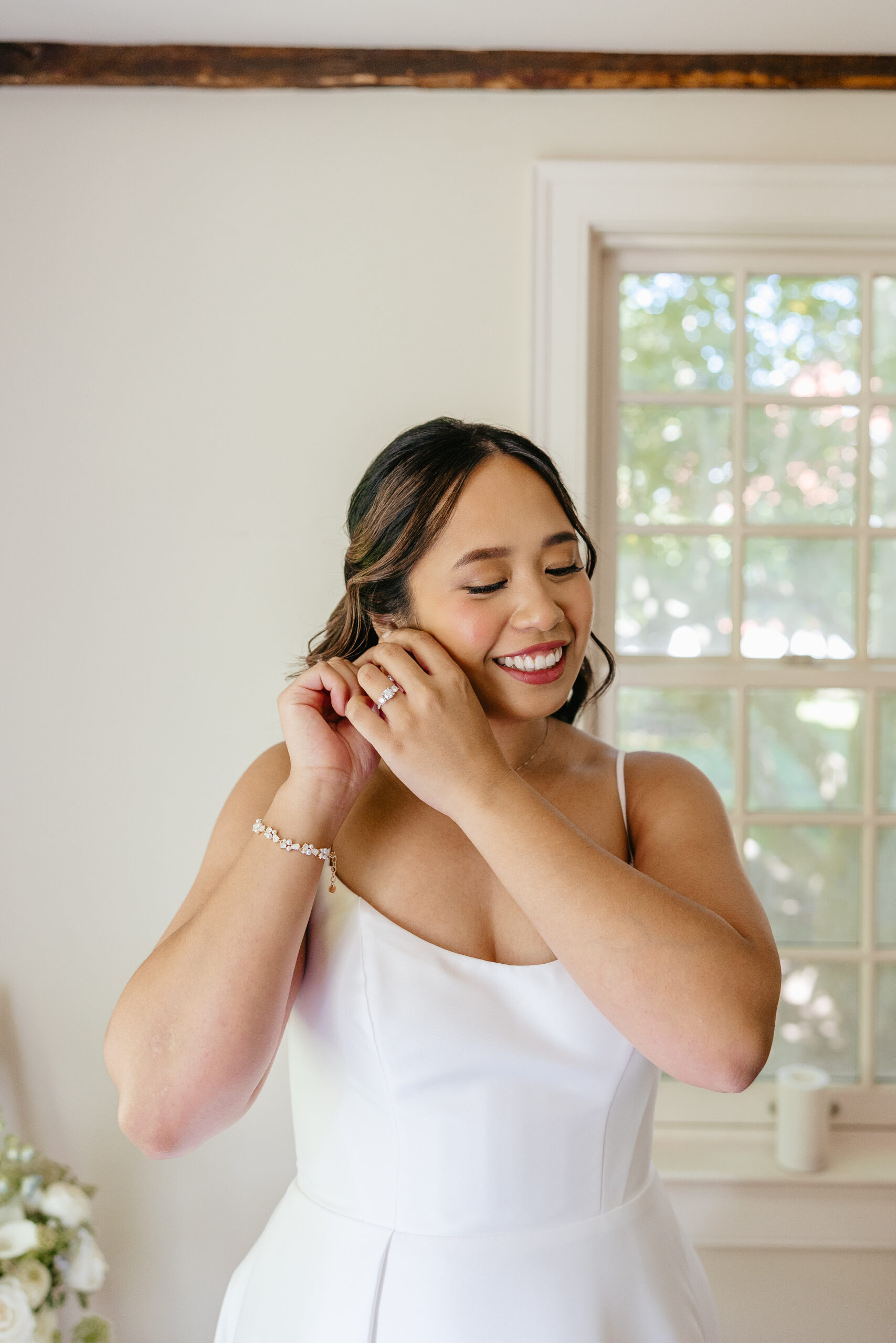Bride getting ready for Niagara Wedding at Cherry Avenue Farms in Ontario.